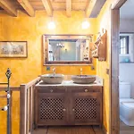 Molino Navarenas Country house *