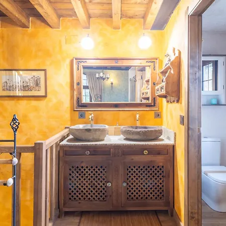 Molino Navarenas Kır Evi *