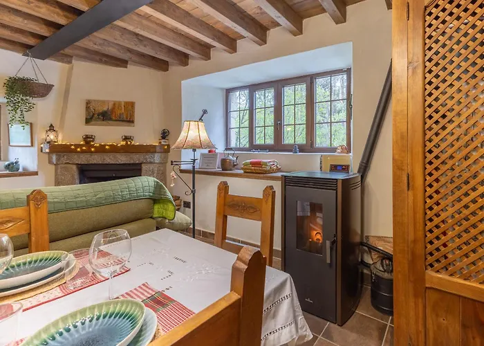 Molino Navarenas 컨트리하우스 *